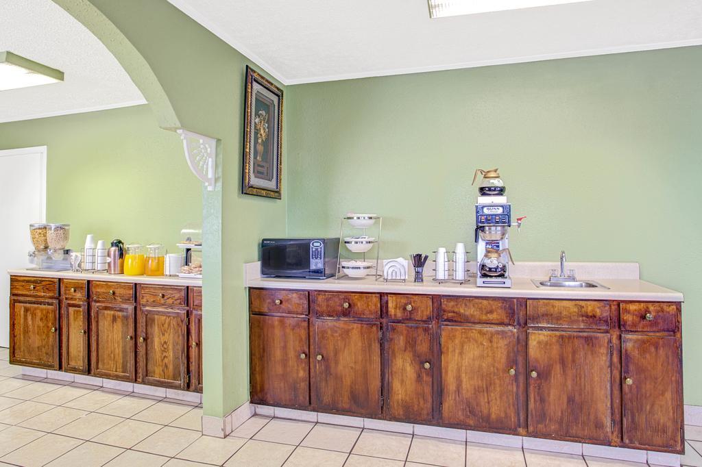 Knights Inn Memphis Airport Eksteriør bilde
